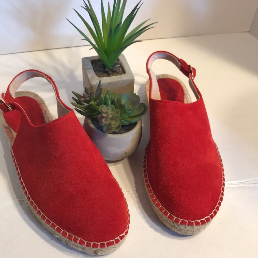 ♥️Red Suede Leather Urban Outfitters shoes